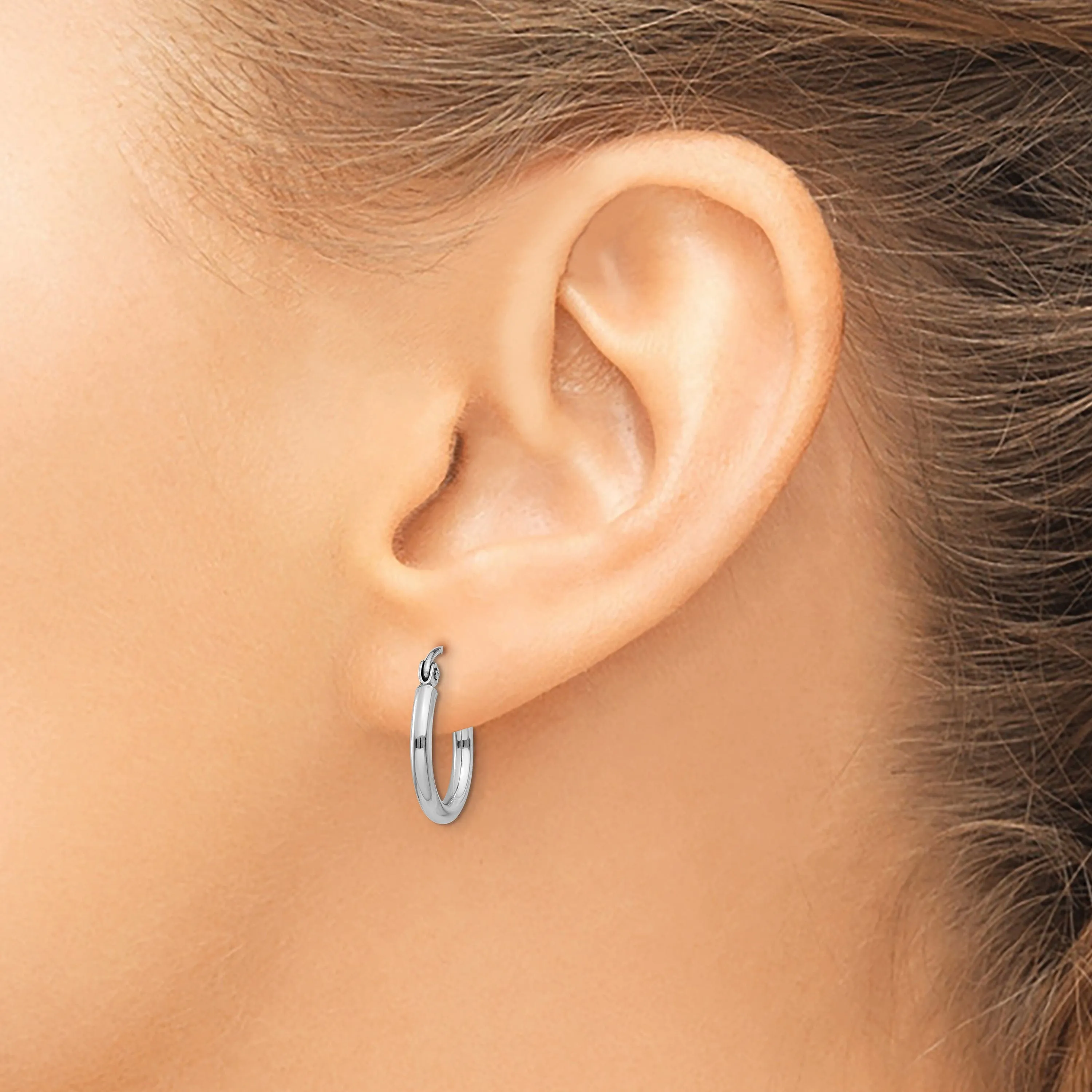 14k White Gold Lightweight Hoop Earrings
