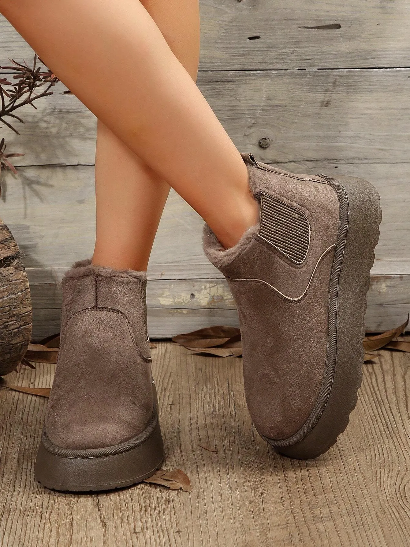 Arctic Boots – Luxe Warmth and Comfort for Woman