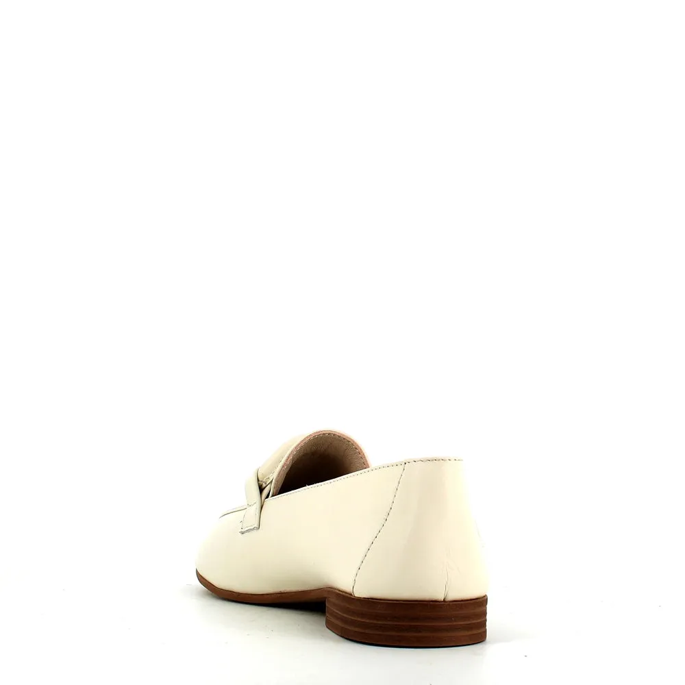 Cinders Edit Soft Leather Loafer Cream