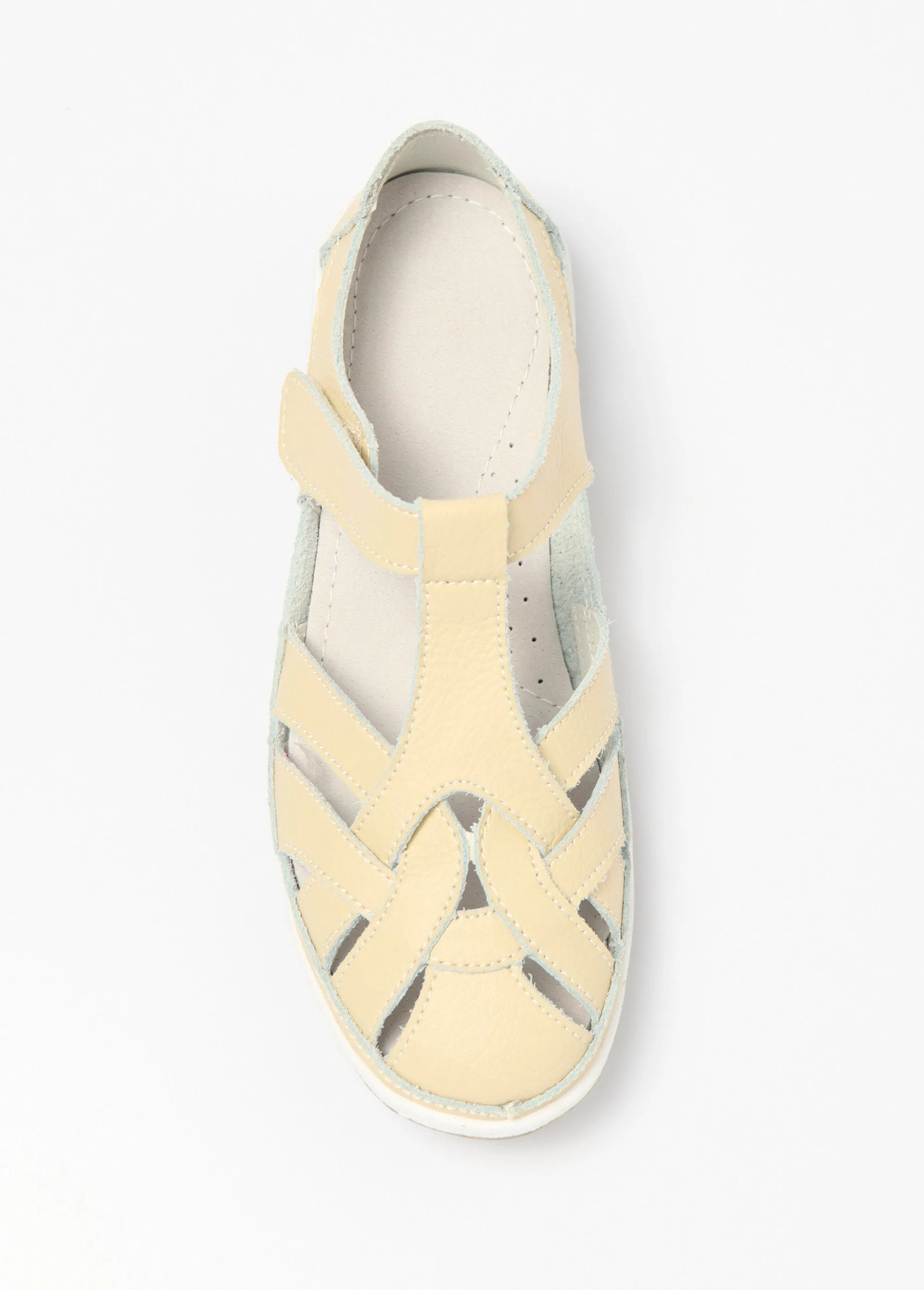 Comfort width summer sandals