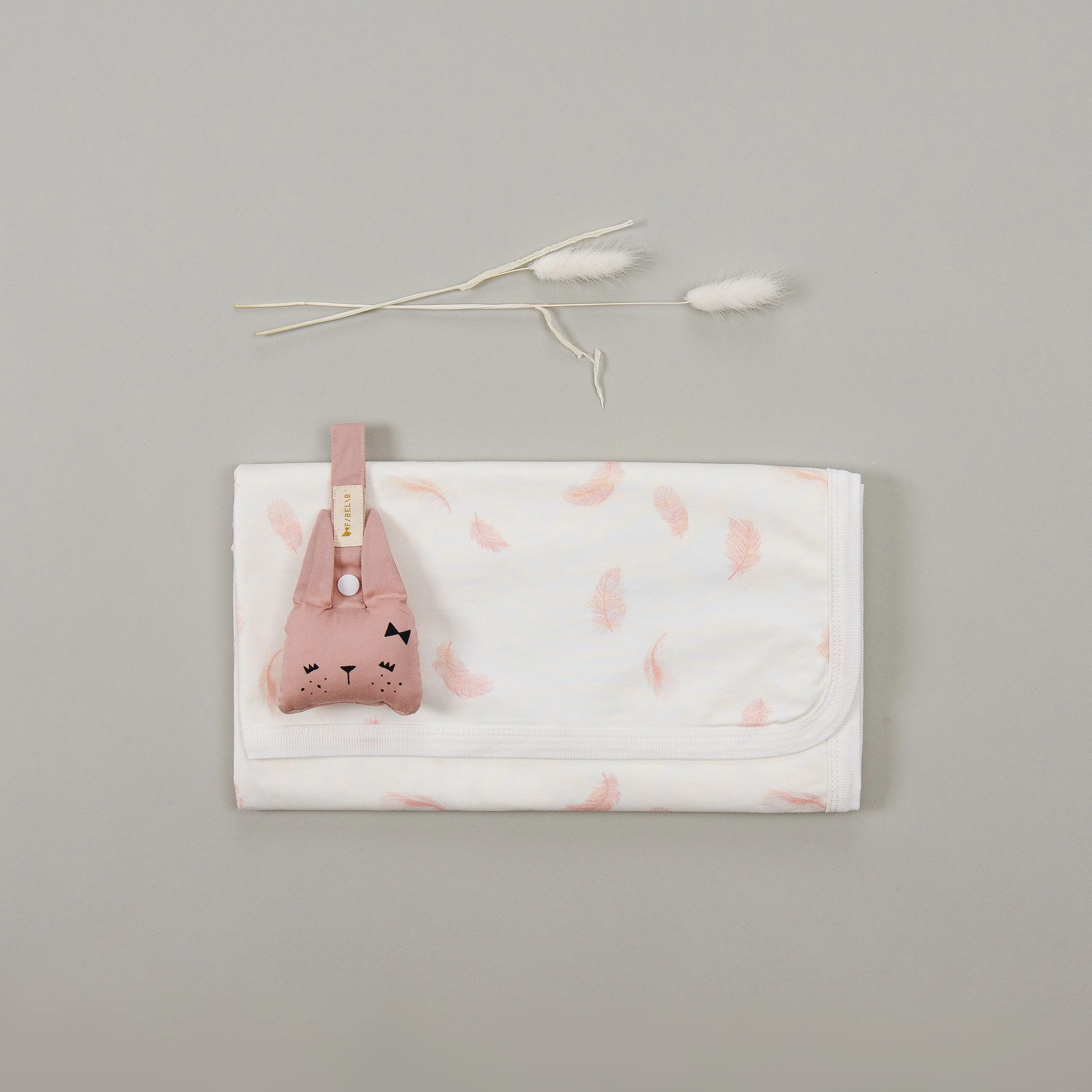 Falling Feather Blanket Gift Set