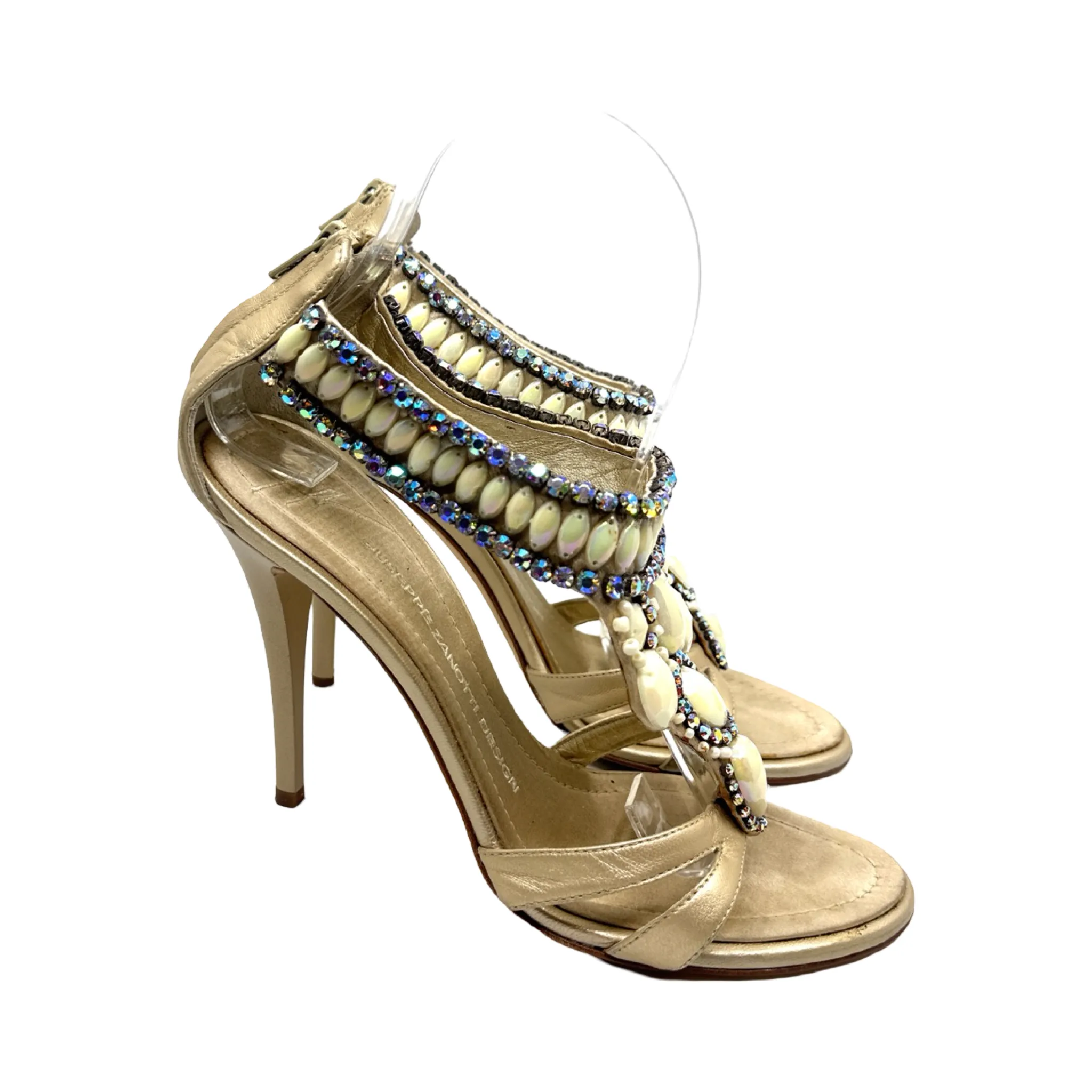 Giuseppe Zanotti sz 38