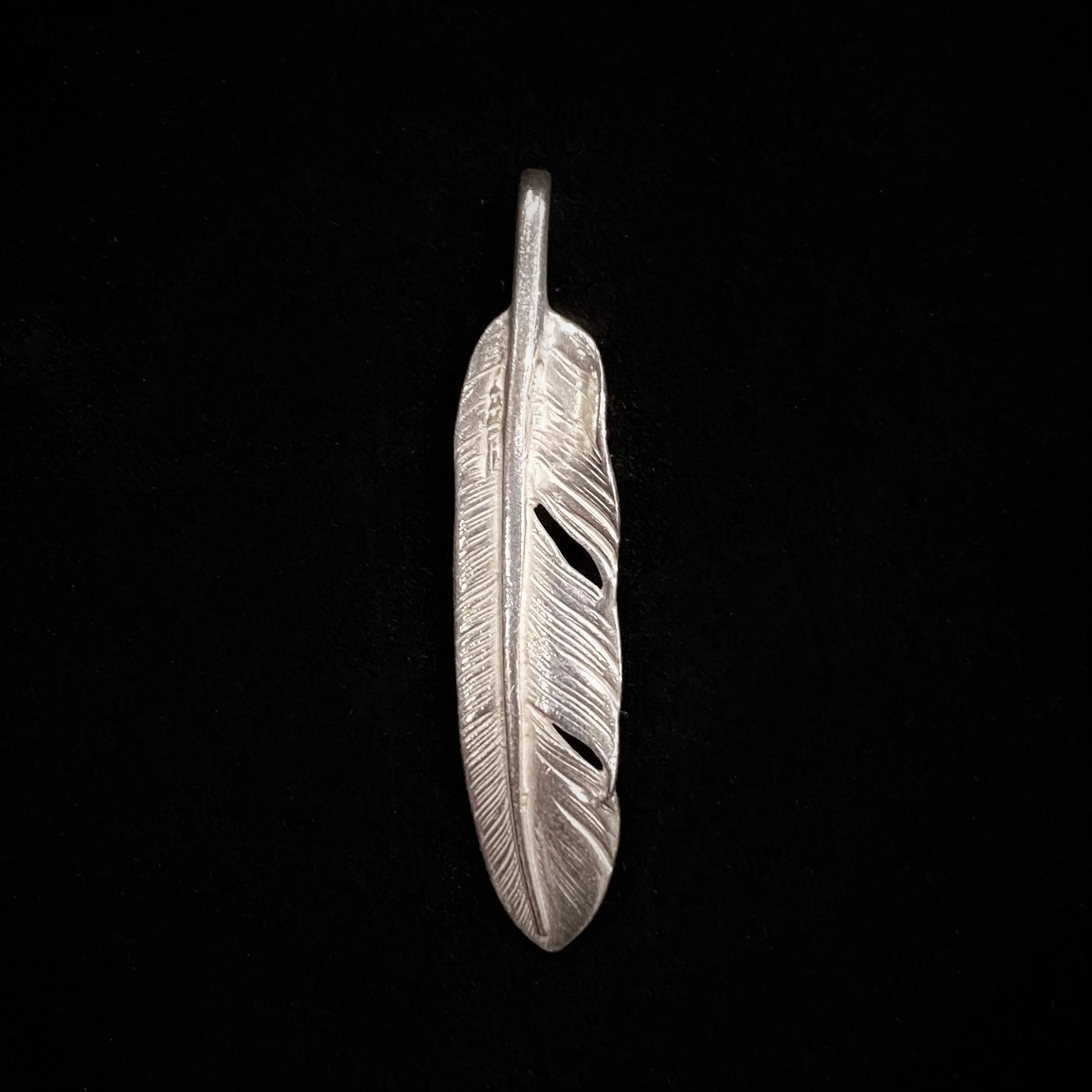 Goros Silver Feather-Facing Left