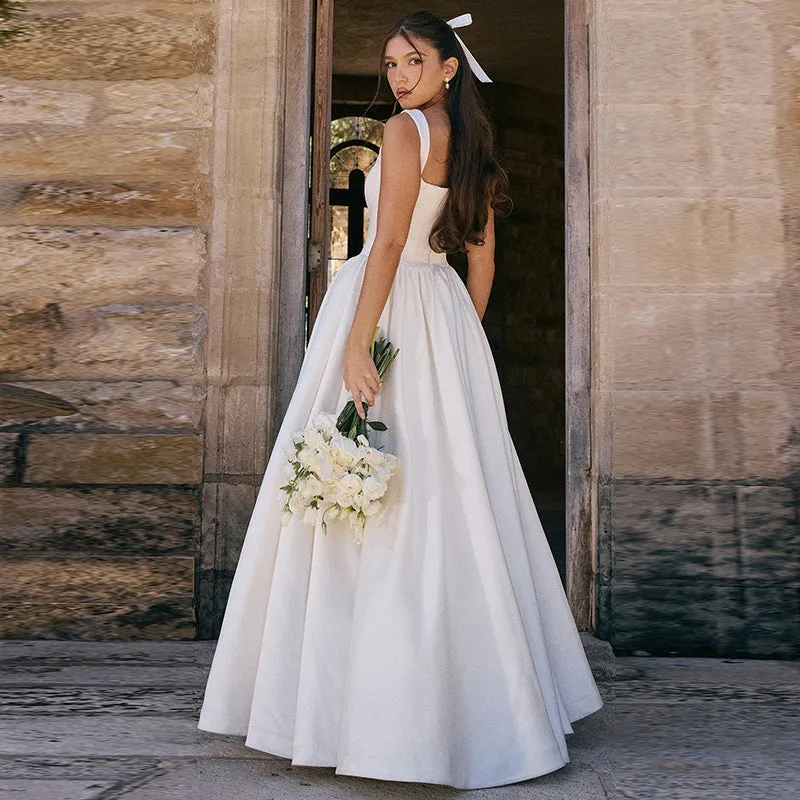 Graceful Full-Length Solid Maxi Dress with Timeless Elegance