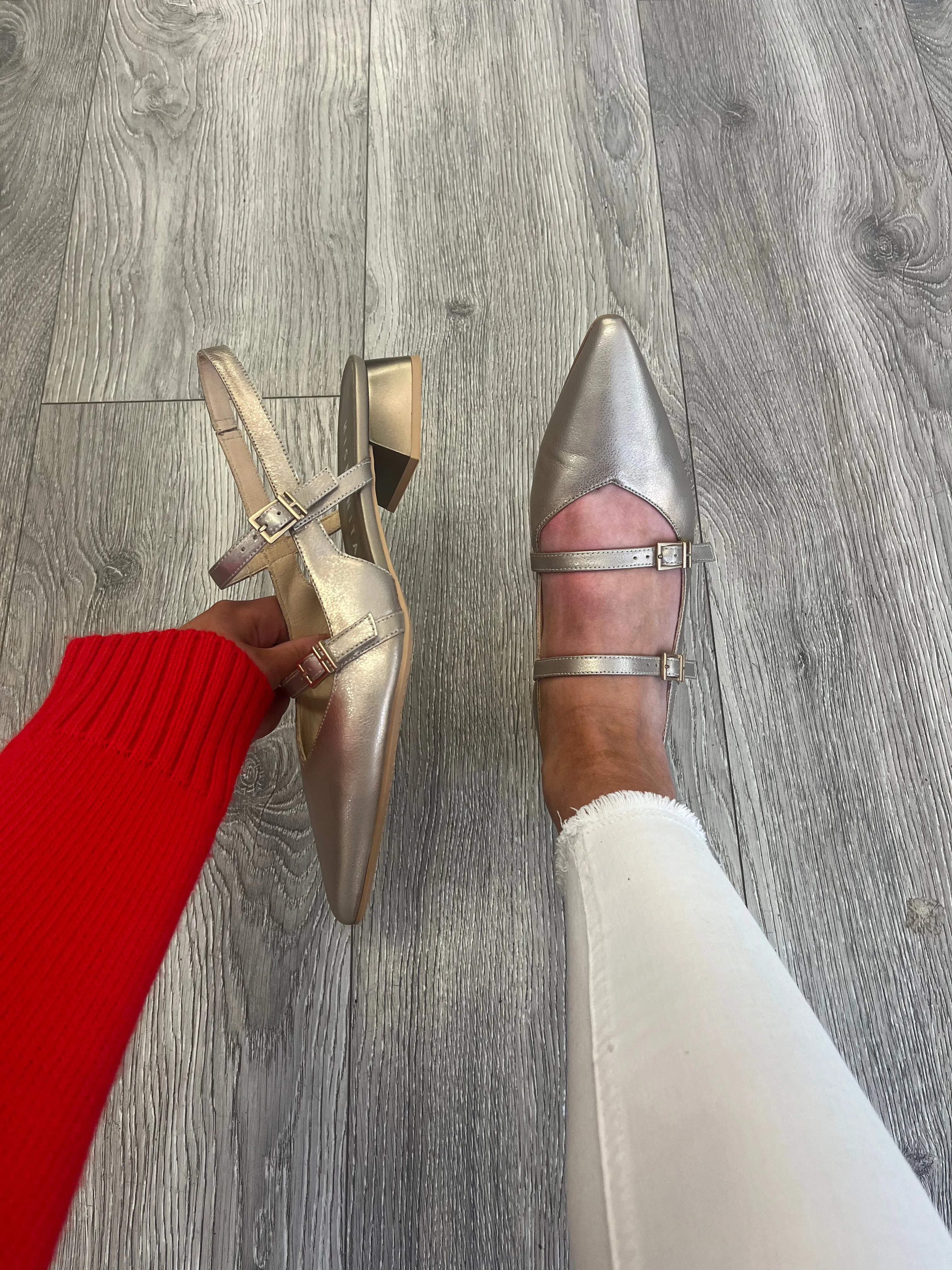 Hispanitas - HV253922 Gold Mary Jane Slingback [ Preorder for May 12th]