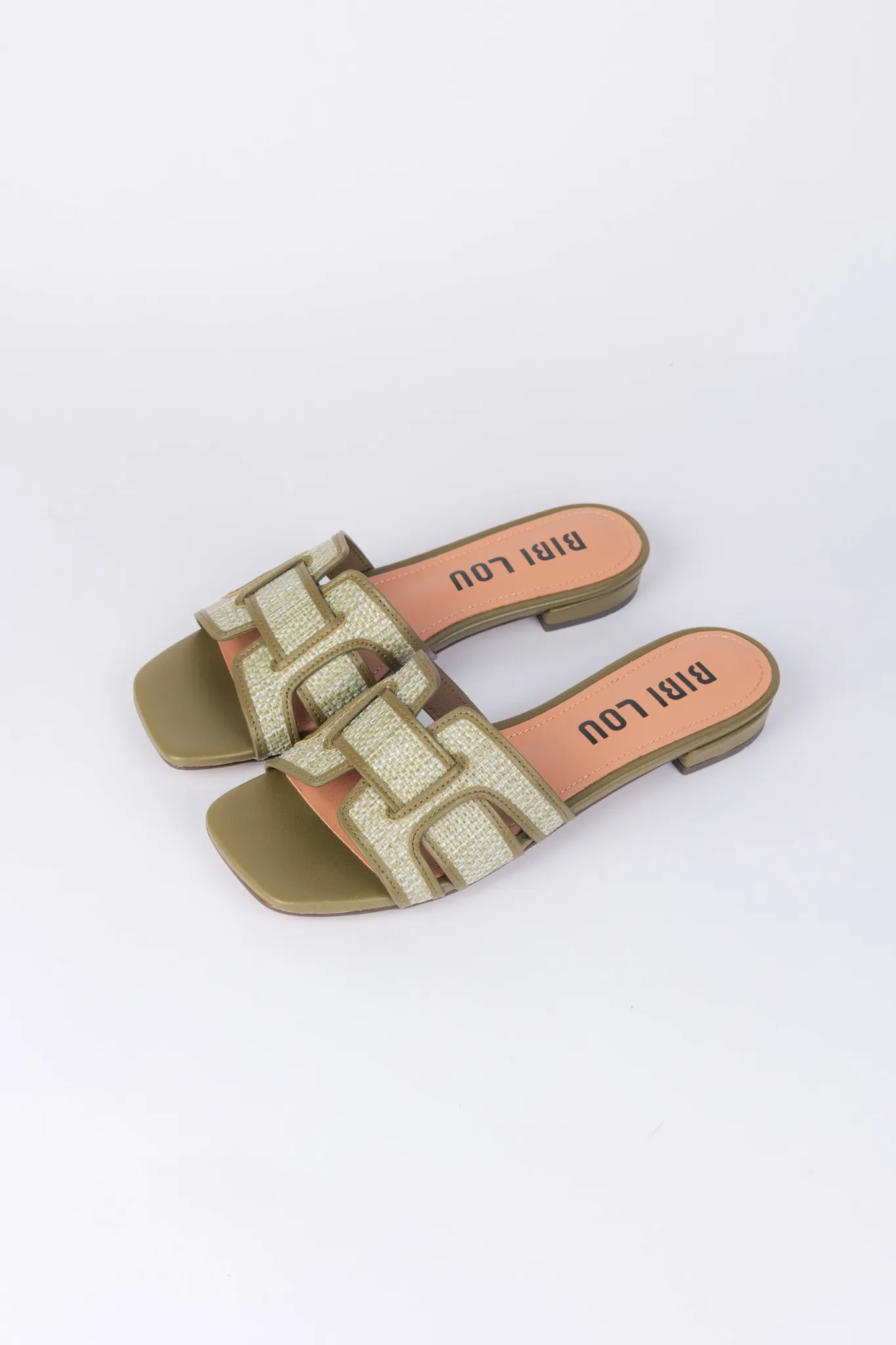 HOLLY FLAT SANDALS - KAKI GREEN