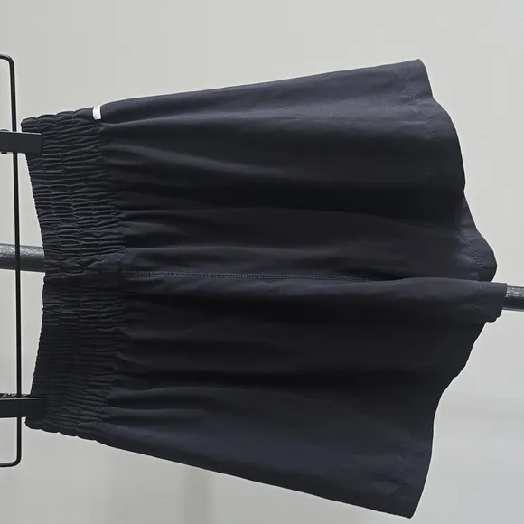 NWT Vuori Women's Lightweight Villa Shorts In Black