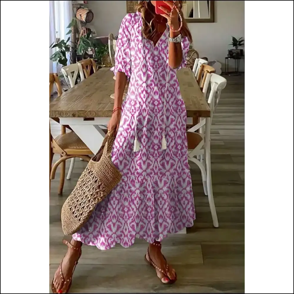 Pink Geometric Print Maxi Dress: Dress Like you Own the Place 💅