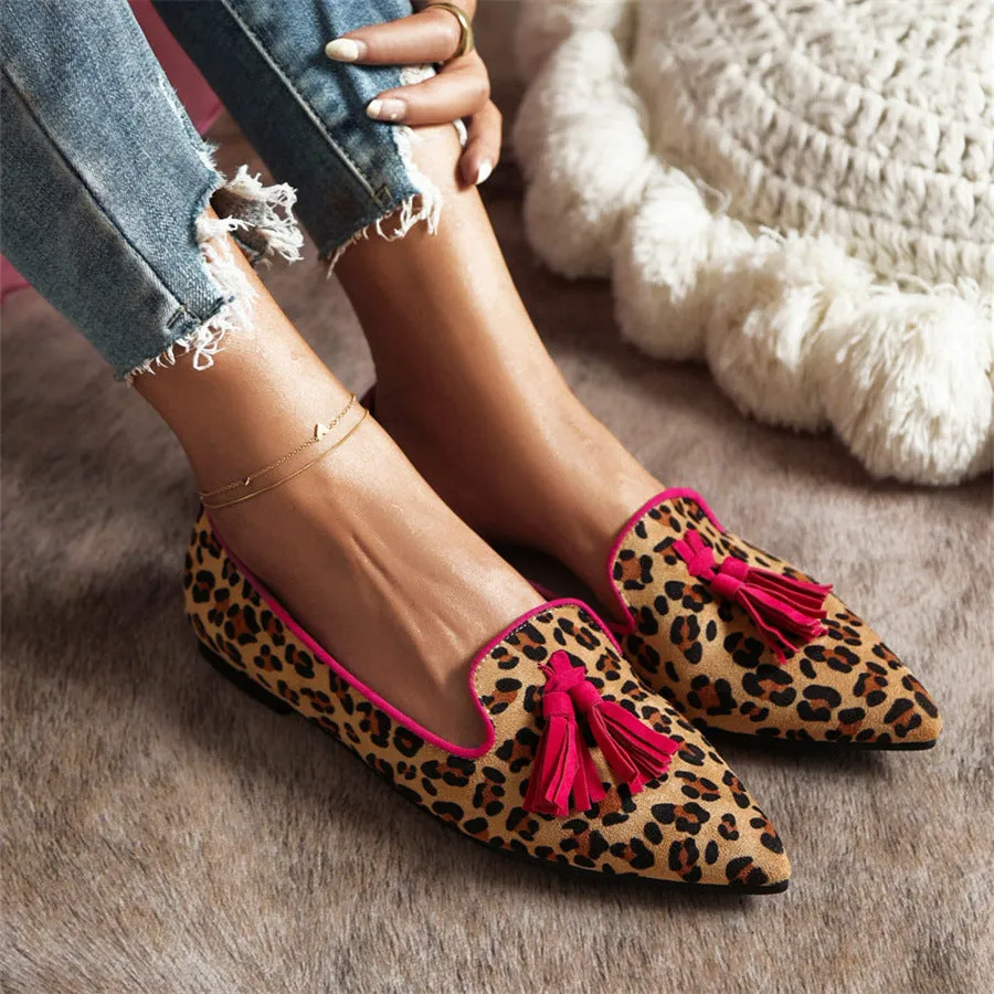 Pointed-toe Fringe Leopard Contrast Mules