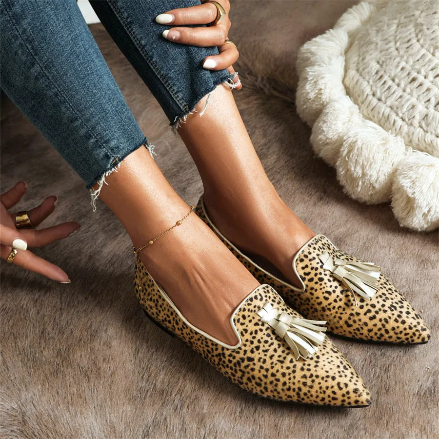 Pointed-toe Fringe Leopard Contrast Mules