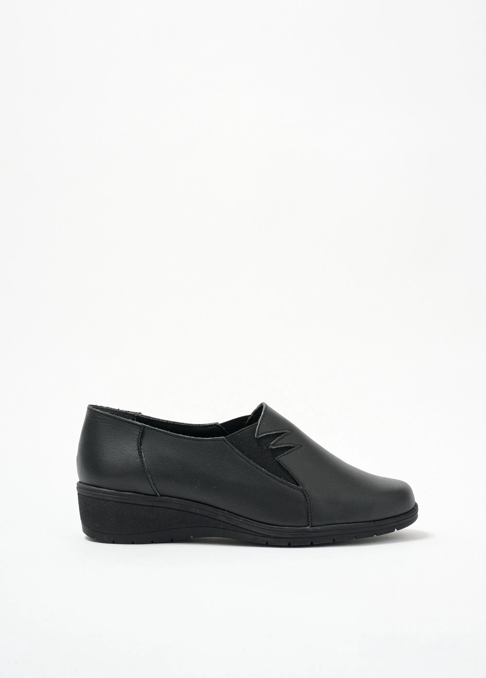 Soft, elasticated comfort loafers