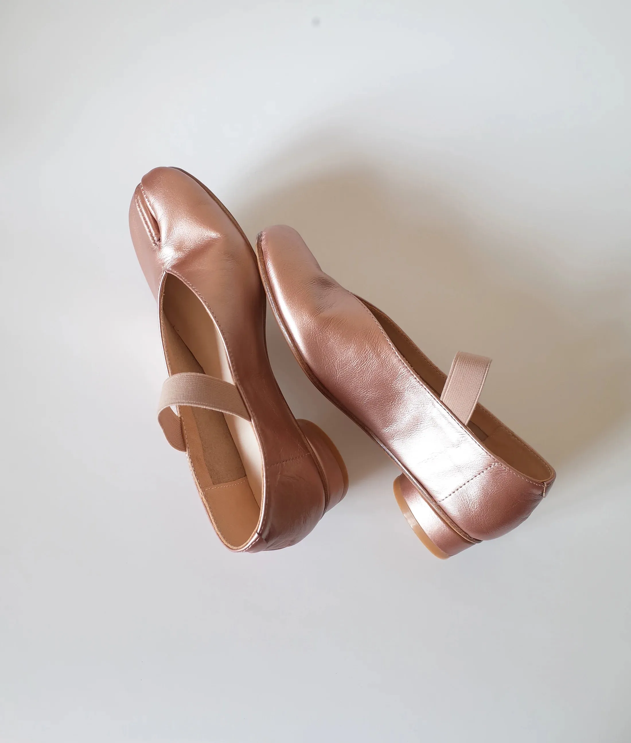 Split-Toe Ballet Flats