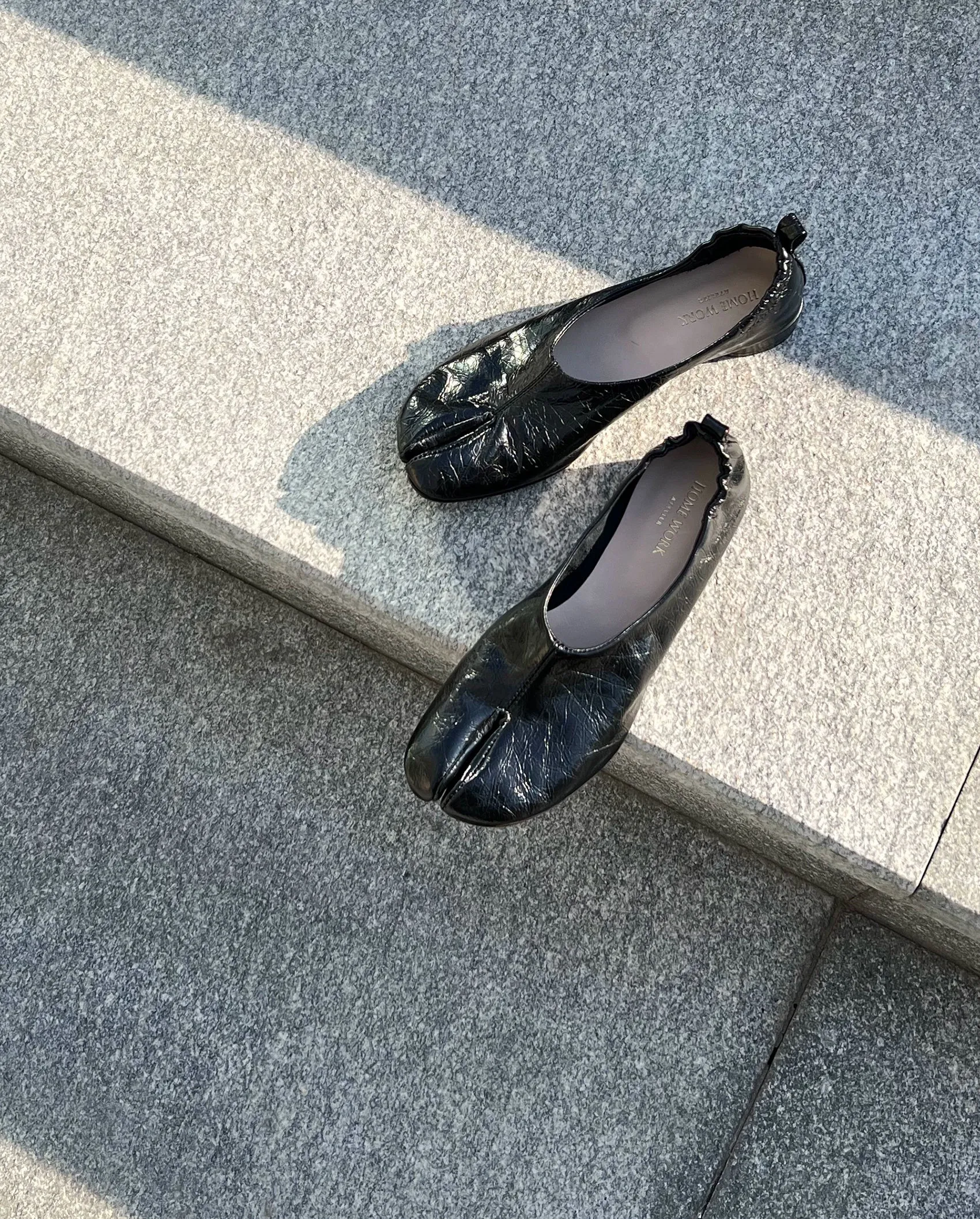 Split-Toe Leather Flats