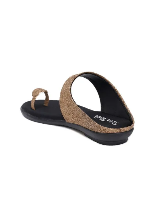 Textured Retro One Toe Flats