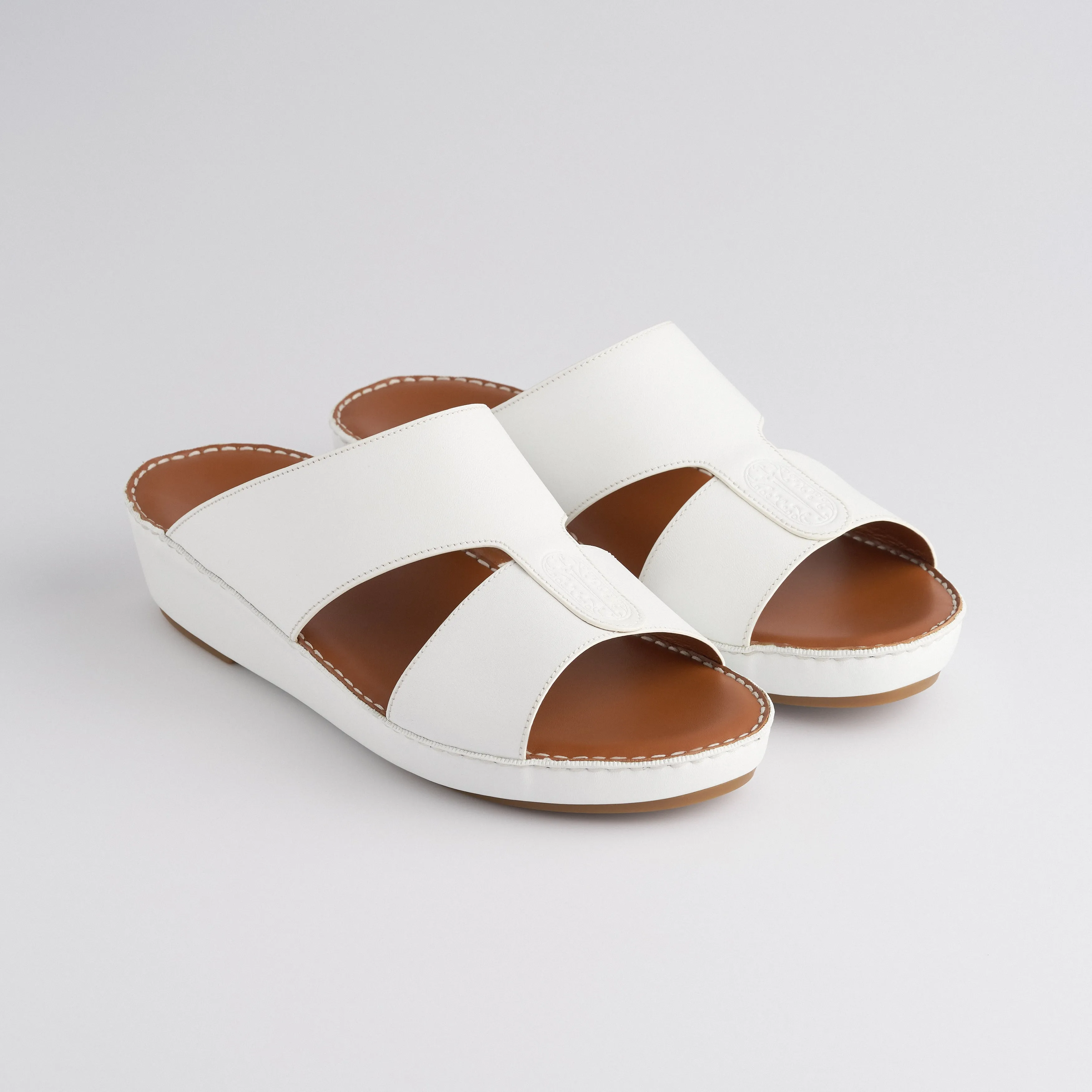 The Classic Minimal - Noble White Nappa