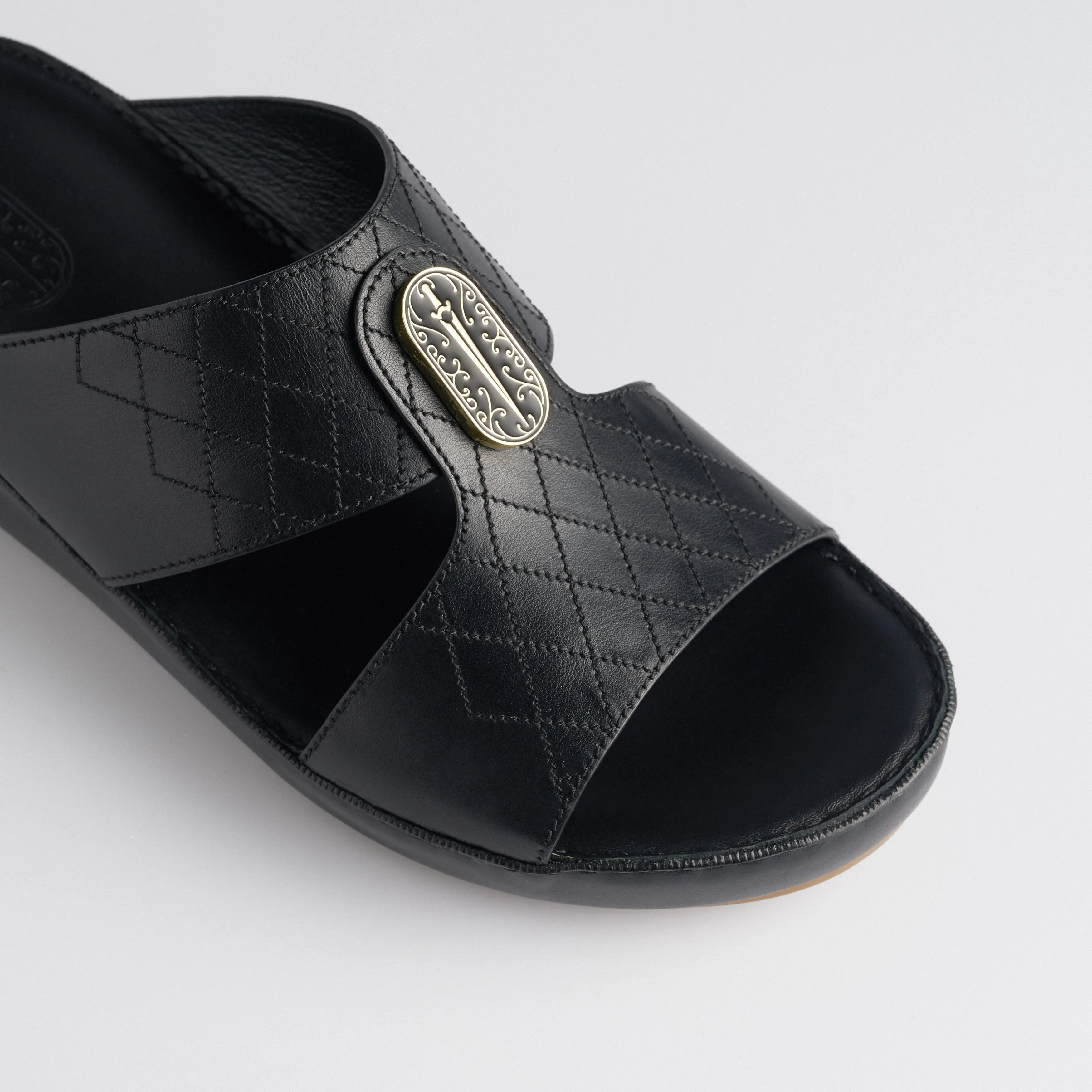 The Crown Diamond - Obsidian Black Nappa
