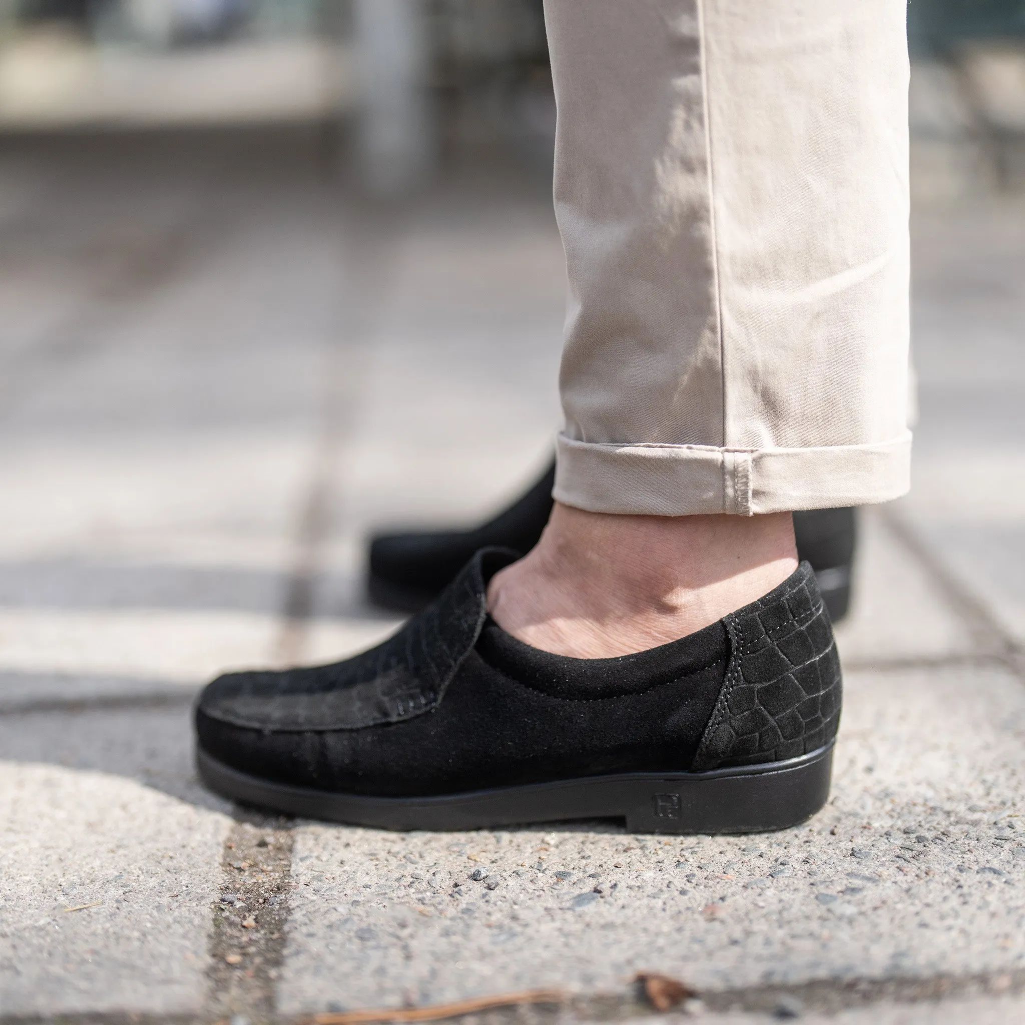 TOPI Men’s Limited-Edition loafers