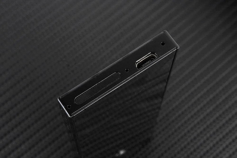 VTR.05 Luxury Mobile phone 