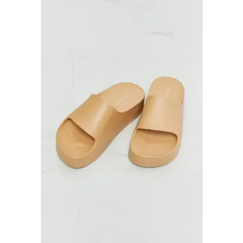 Wild Diva Summer Feels Platform Slides Elevate Your Sunny Style
