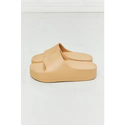 Wild Diva Summer Feels Platform Slides Elevate Your Sunny Style